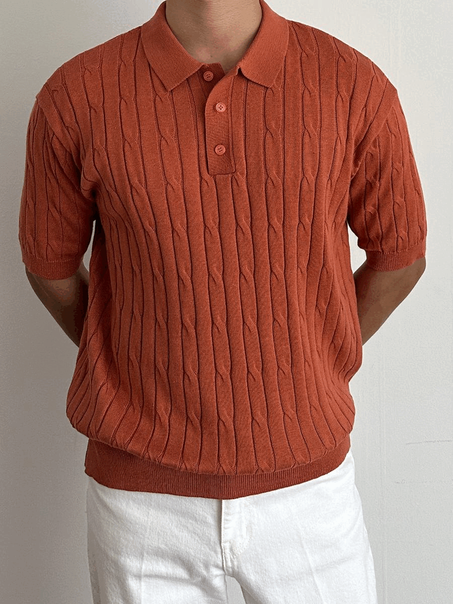 Classic Cable Button Collar Knit