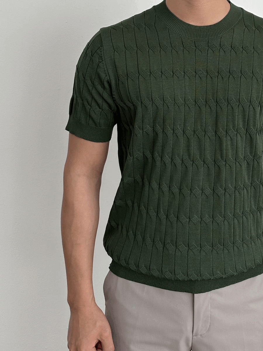 Cable Round Short-Sleeve Knit