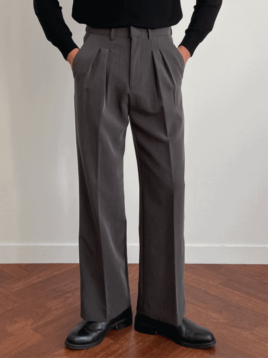 Minimal Two-Tuck Wide Pants