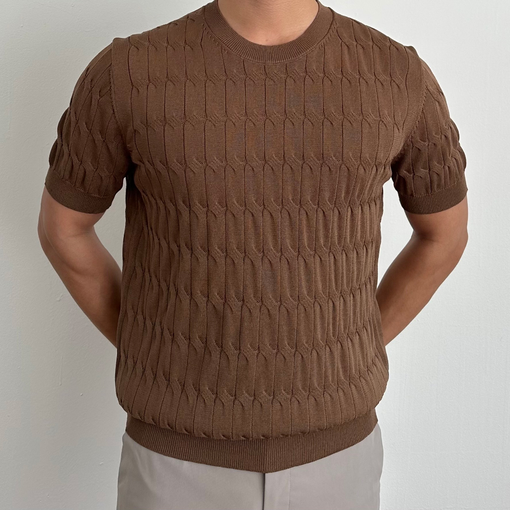 long sleeved tee brown color image-S9L20