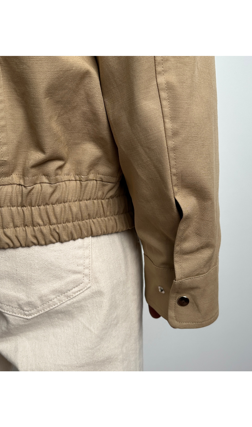 jacket detail image-S1L24
