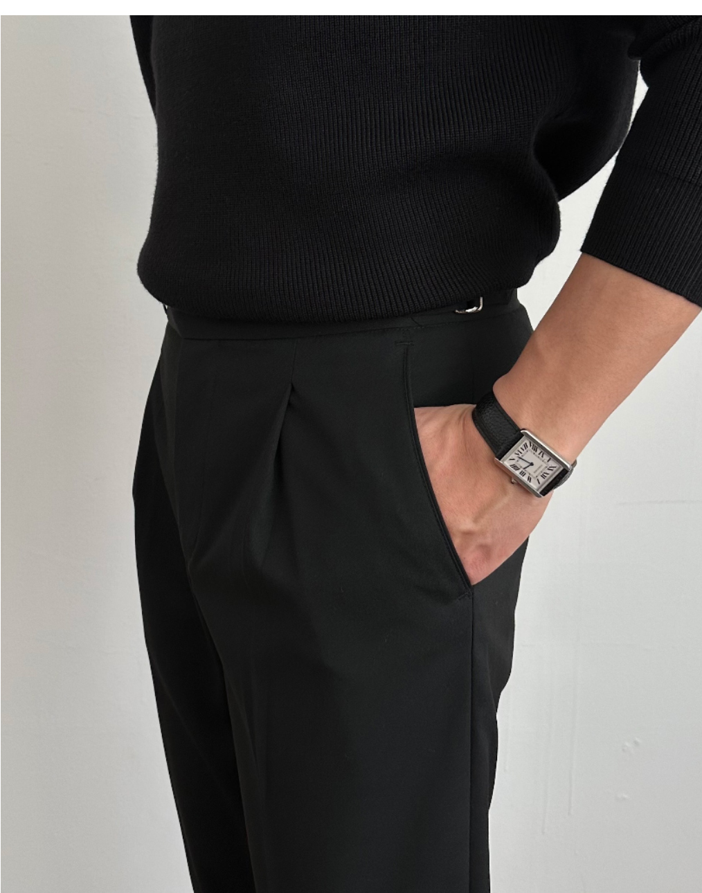 suspenders skirt/pants detail image-S21L25